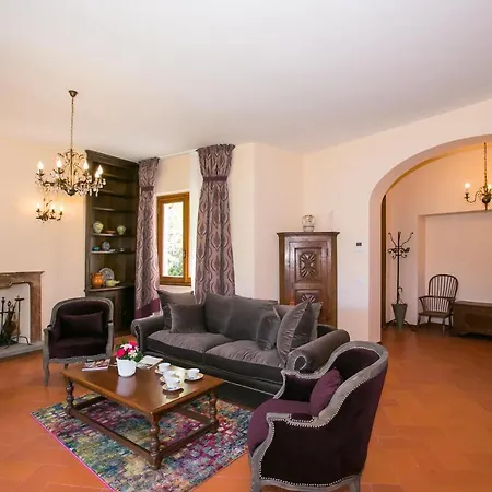 Sleeps 8 Pool Air Con فيلة *